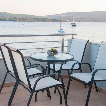 Beach Apartments Tivat Exterior foto